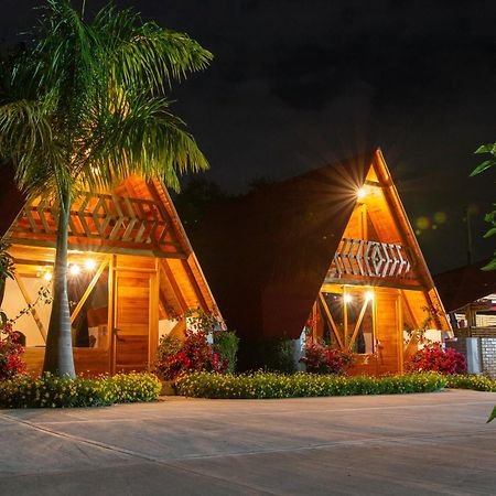 Cabanas Amalu San Agustin  Ngoại thất bức ảnh